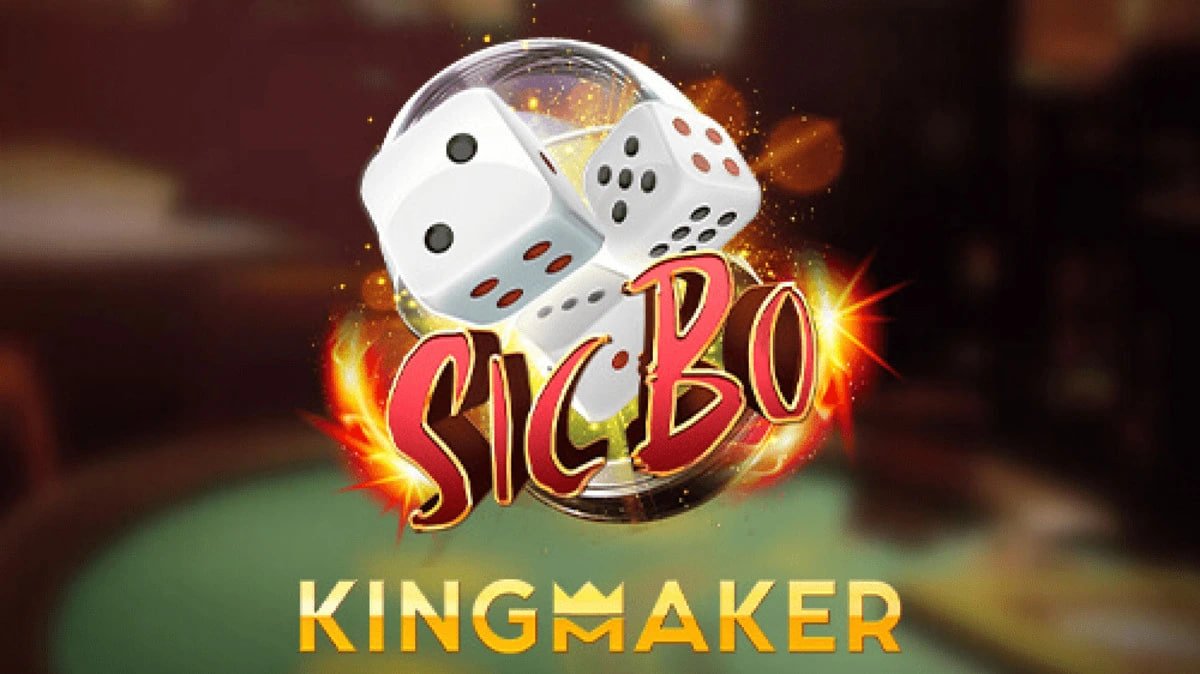 Filipino player accessing 22win Casino on a mobile phone